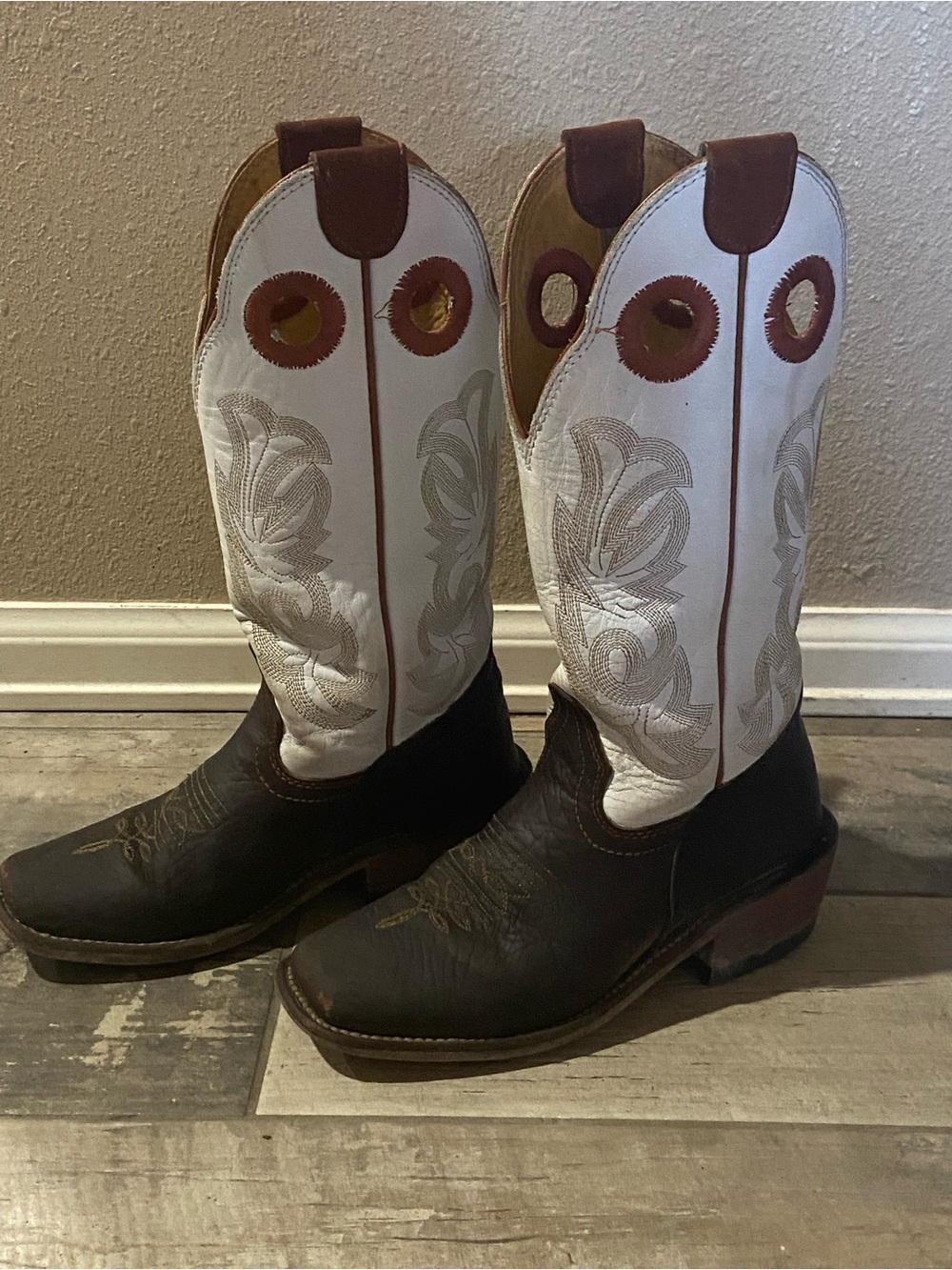 BEASTMASTER BOOT - Youth Two-Tone White and Brown Western Cowboy Boot
